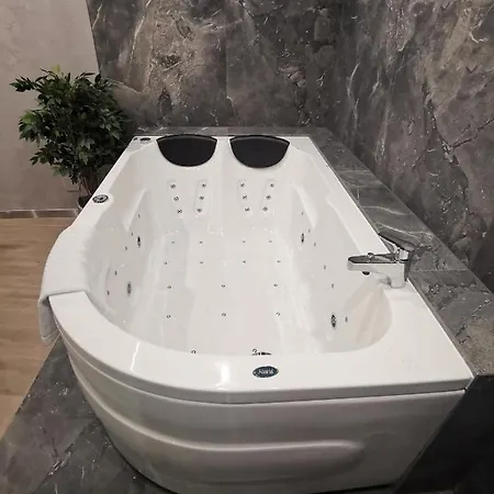아파트 Jacuzzi Main Square
