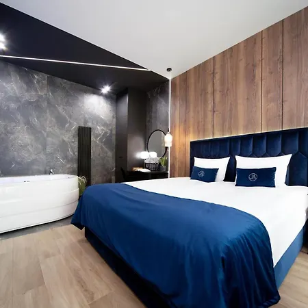 Jacuzzi Main Square Krakow