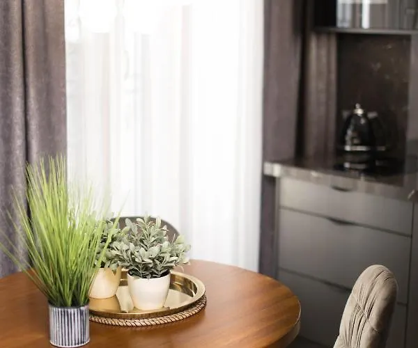 Jacuzzi Main Square 아파트