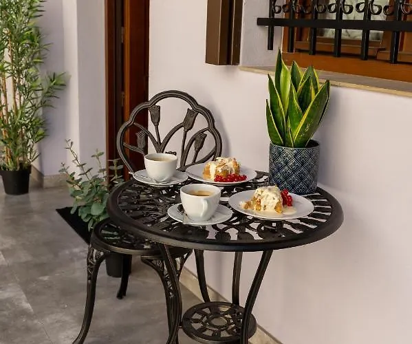 Jacuzzi Main Square *