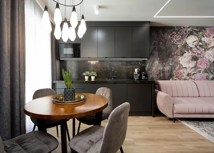 Jacuzzi Main Square Appartement *